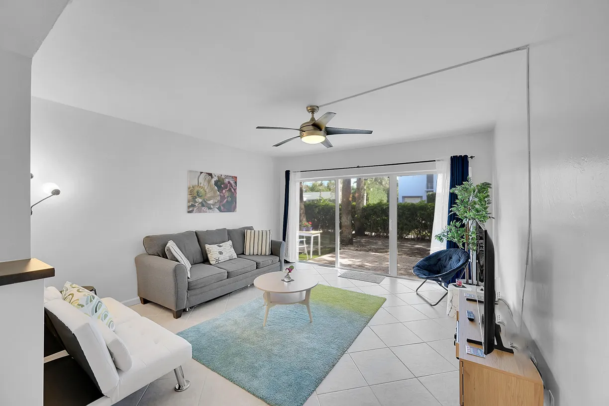 South Florida Real Estate | View 505 NE 20th Avenue, 114 | Listing