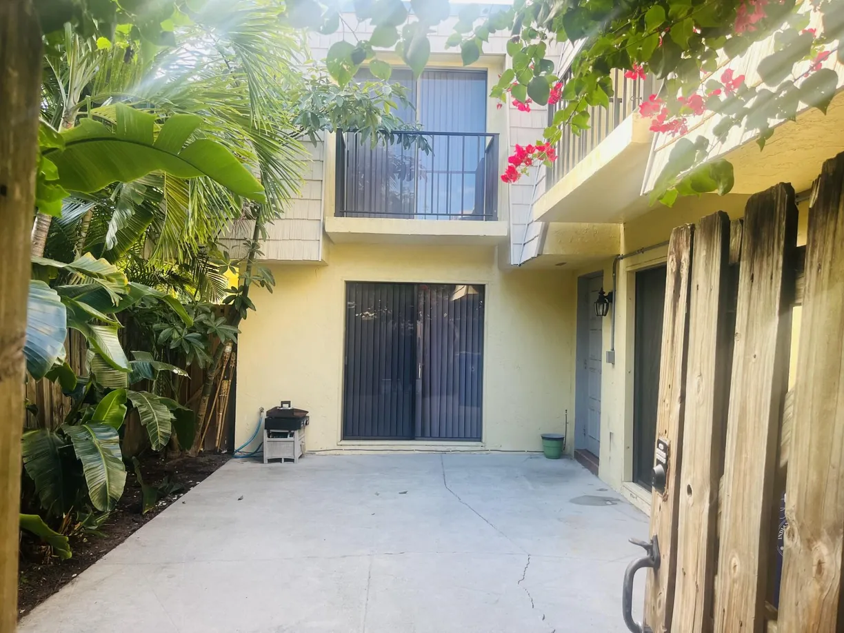 South Florida Real Estate | View 1170 6th Avenue, 23c | 2 Beds, 2 Baths