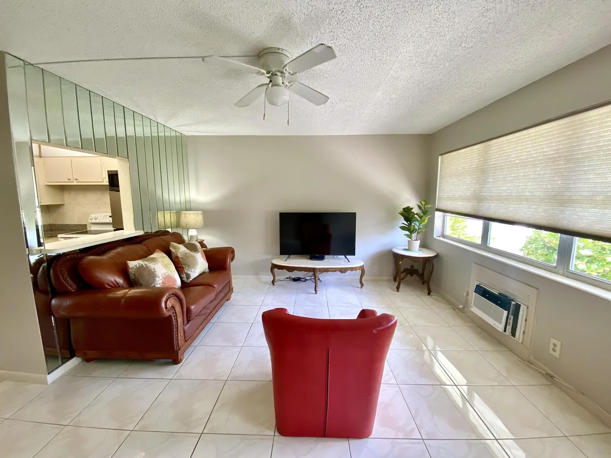 South Florida Real Estate | View 271 Farnham L | Listing