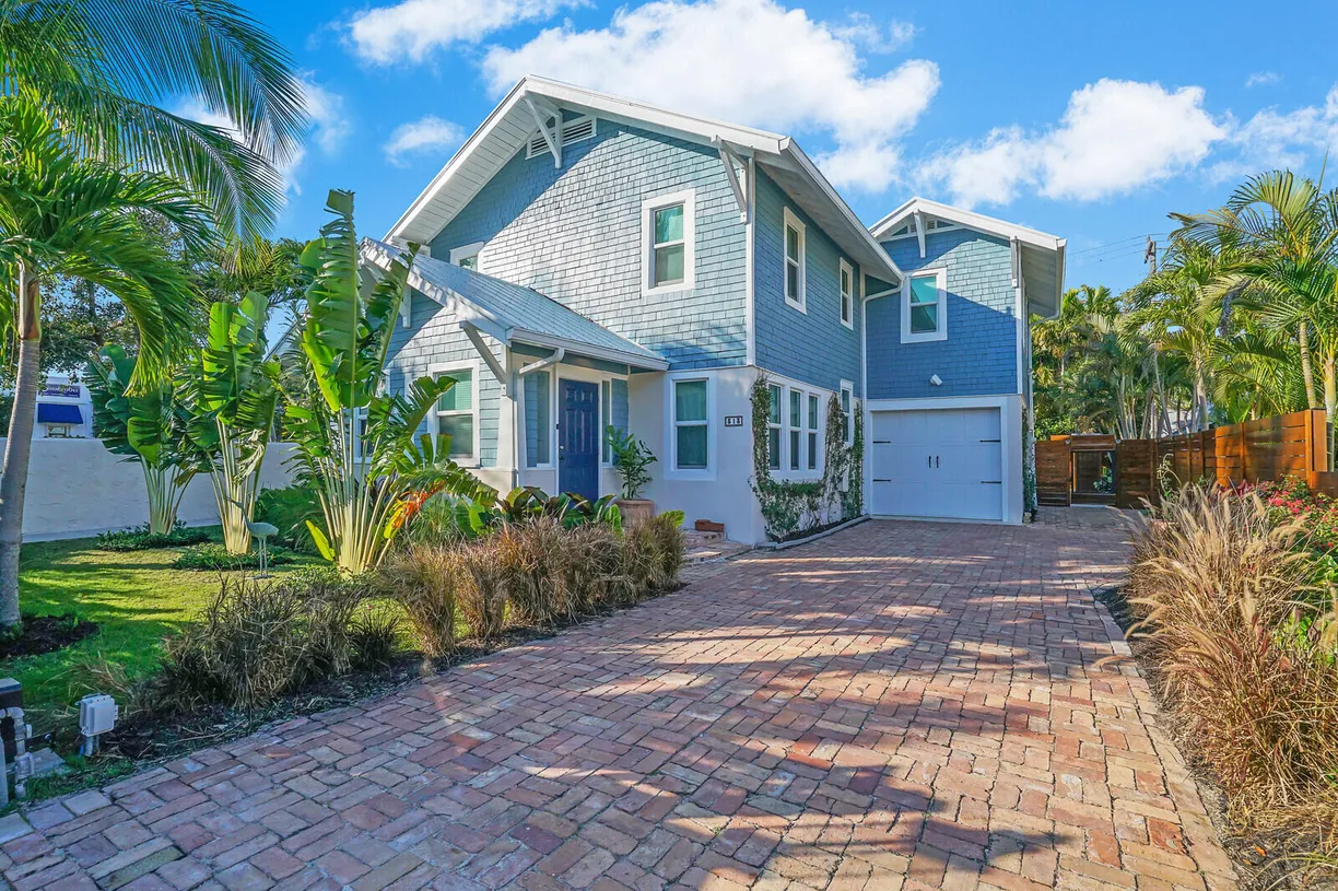 South Florida Real Estate | View 313 Wildermere Road | 4 Beds, 3 Baths
