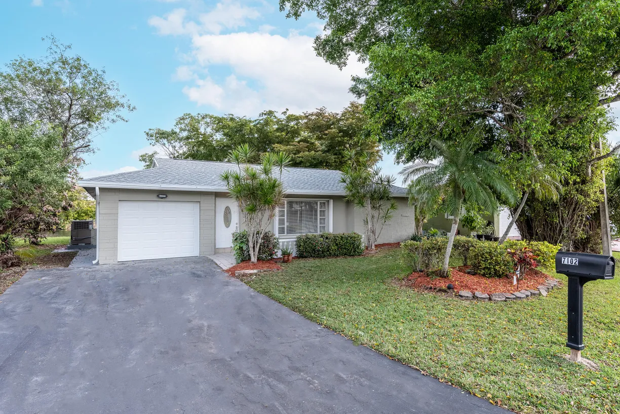 South Florida Real Estate | View 7102 NW 89th Avenue | Listing