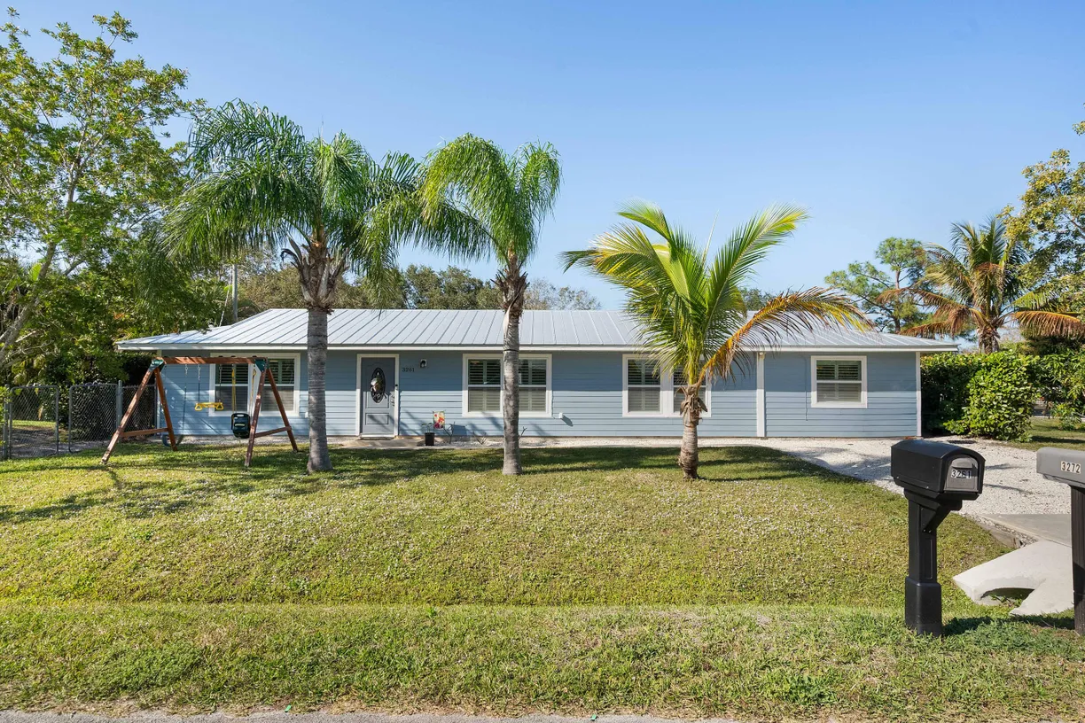 South Florida Real Estate | View 3261 SE Hibiscus Street | Listing