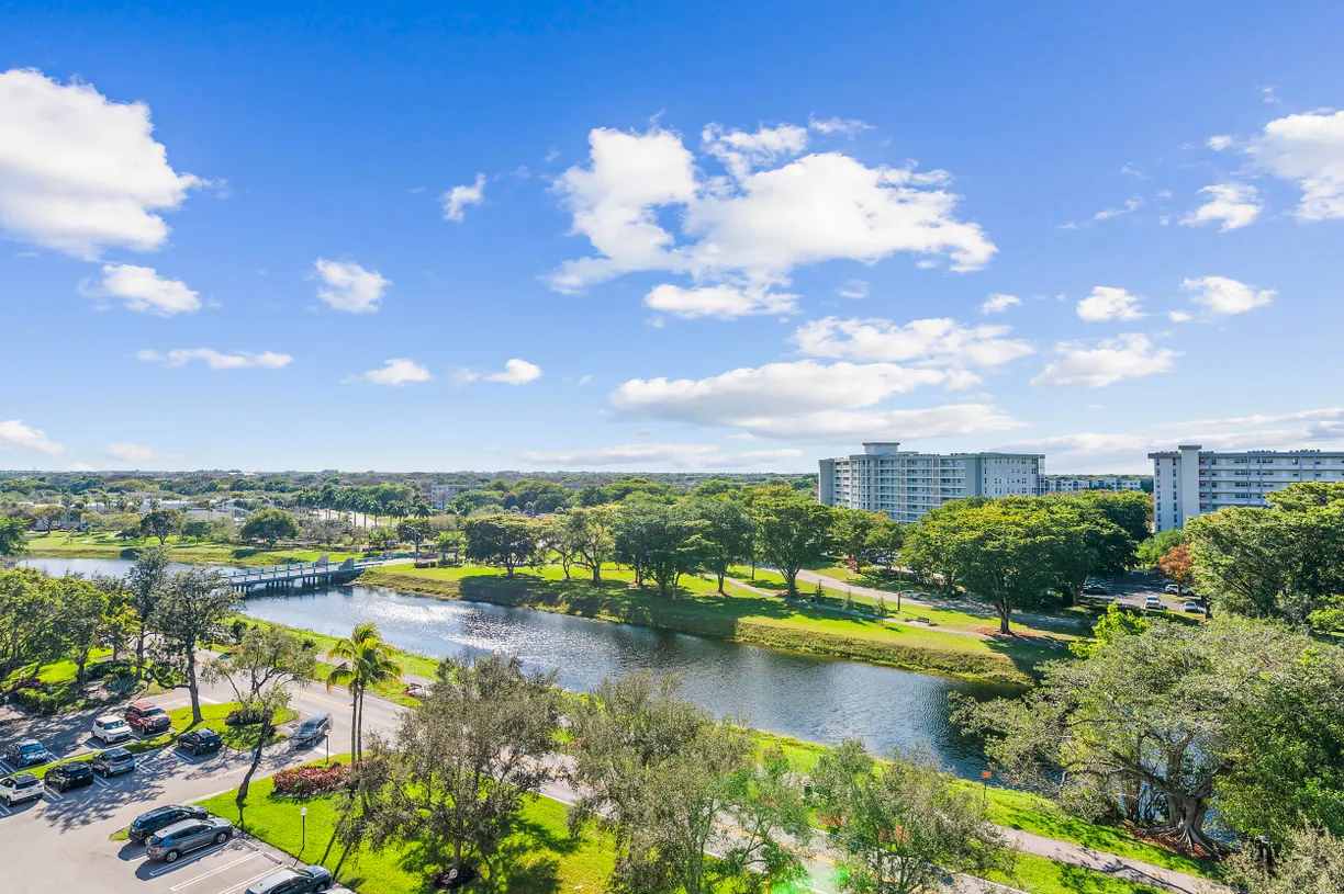 South Florida Real Estate | View 3250 N Palm Aire Drive, 904 | 2 Beds, 2 Baths