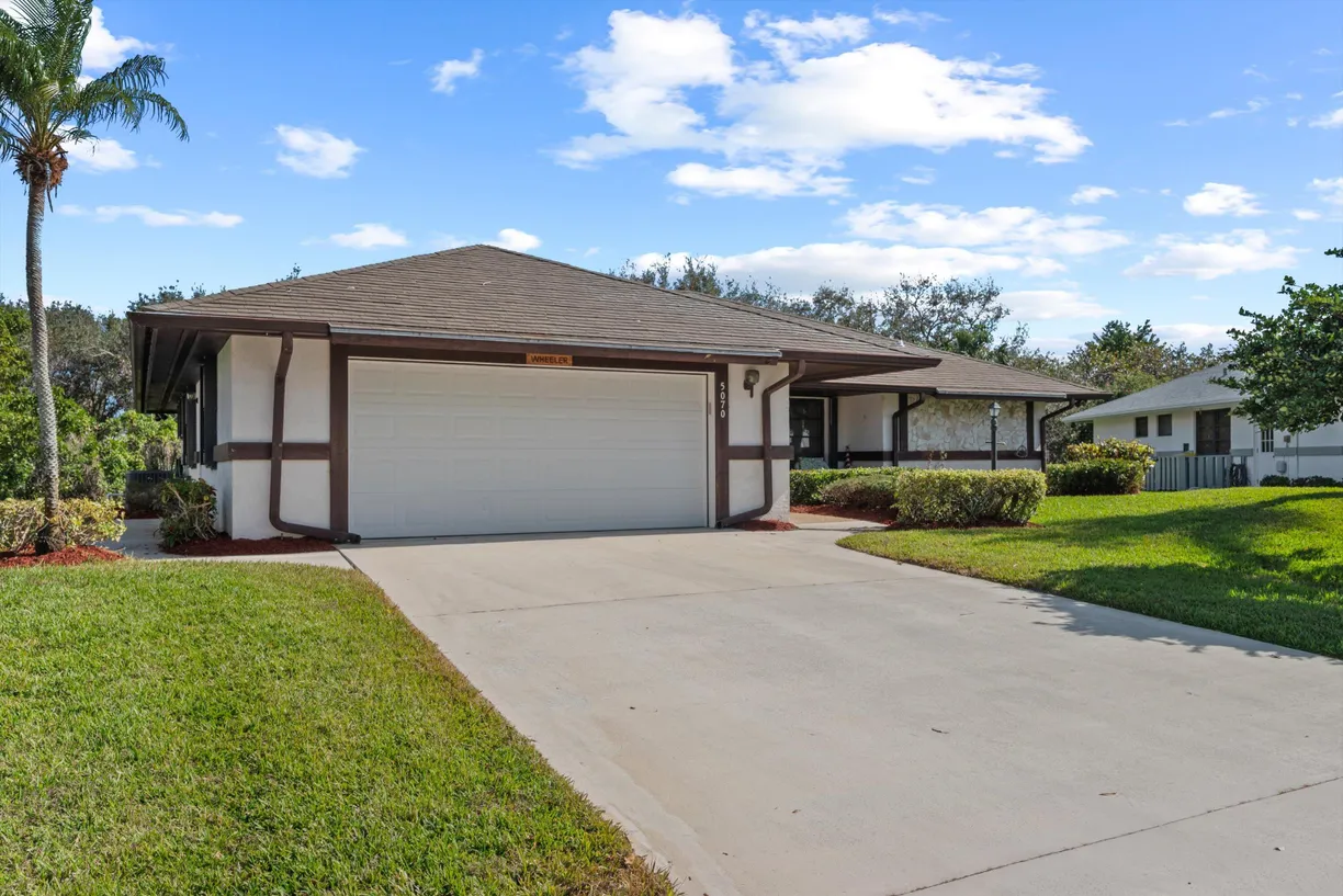 South Florida Real Estate | View 5070 SE Hanson Circle | Listing