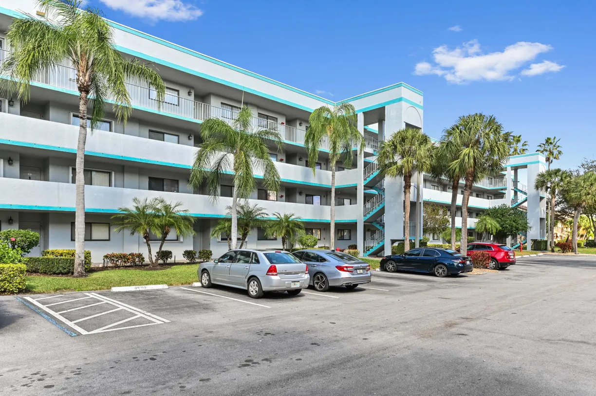 South Florida Real Estate | View 4725 Lucerne Lakes Boulevard, 410 | Listing