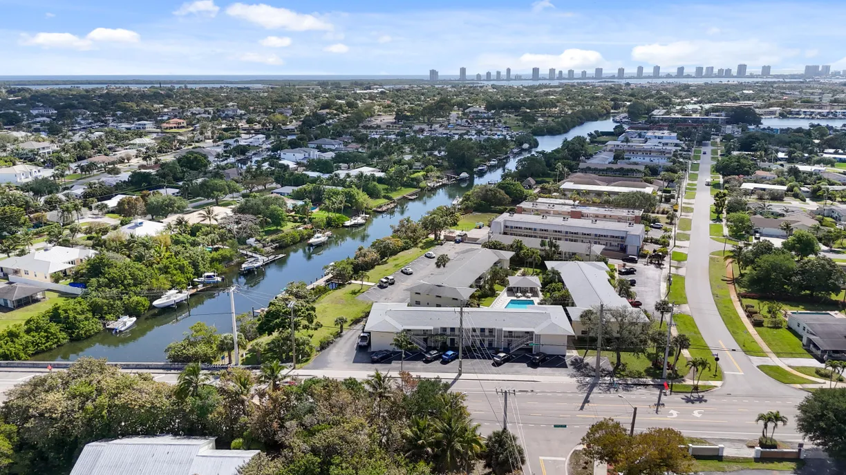South Florida Real Estate | View 510 Prosperity Farms Road, 4b | Listing