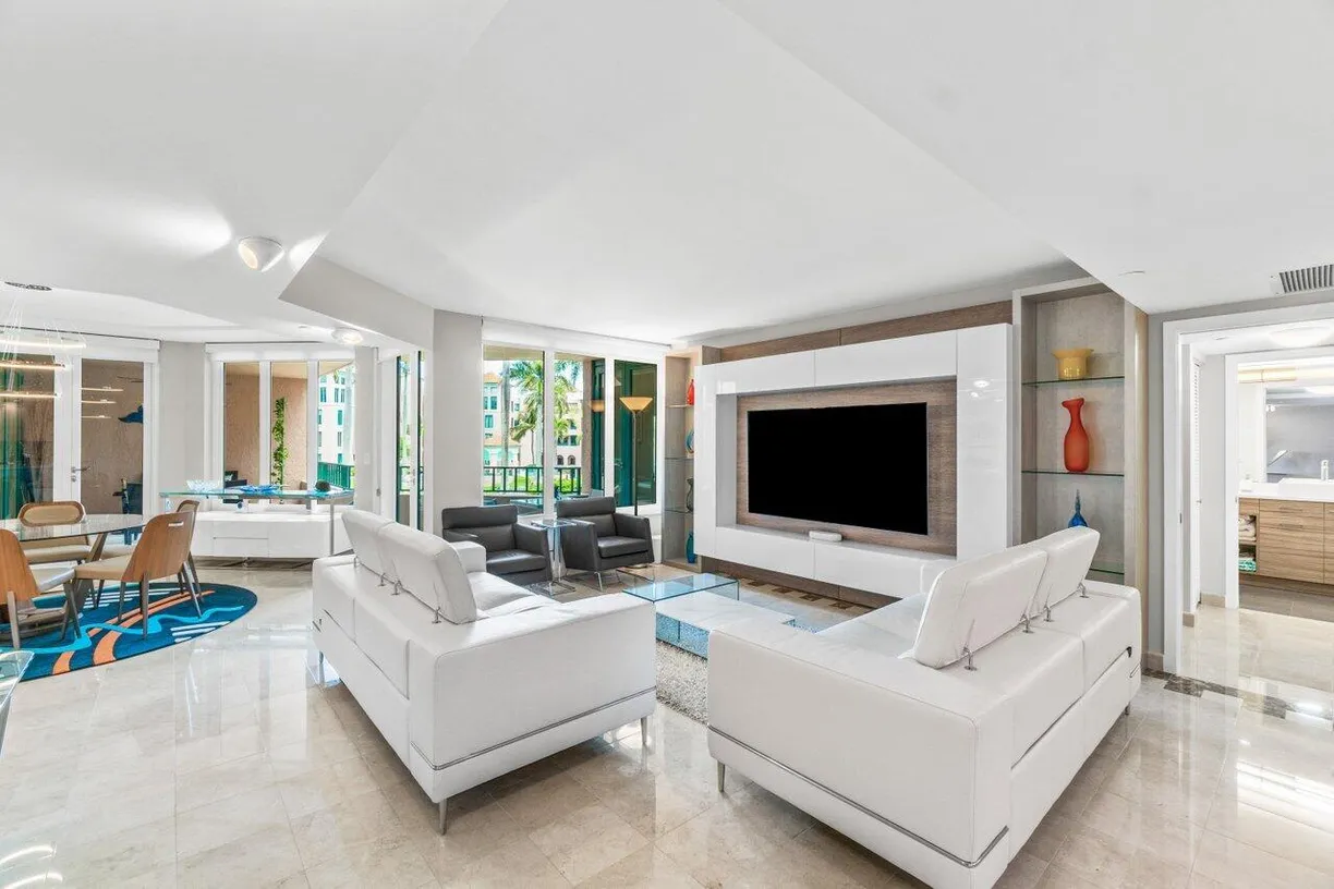 South Florida Real Estate | View 140 SE 5th Avenue, 343 | Listing
