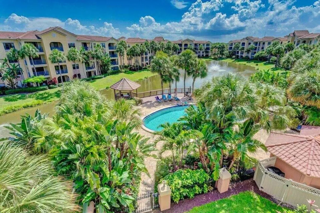 South Florida Real Estate | View 700 Uno Lago Drive, 402 | Listing