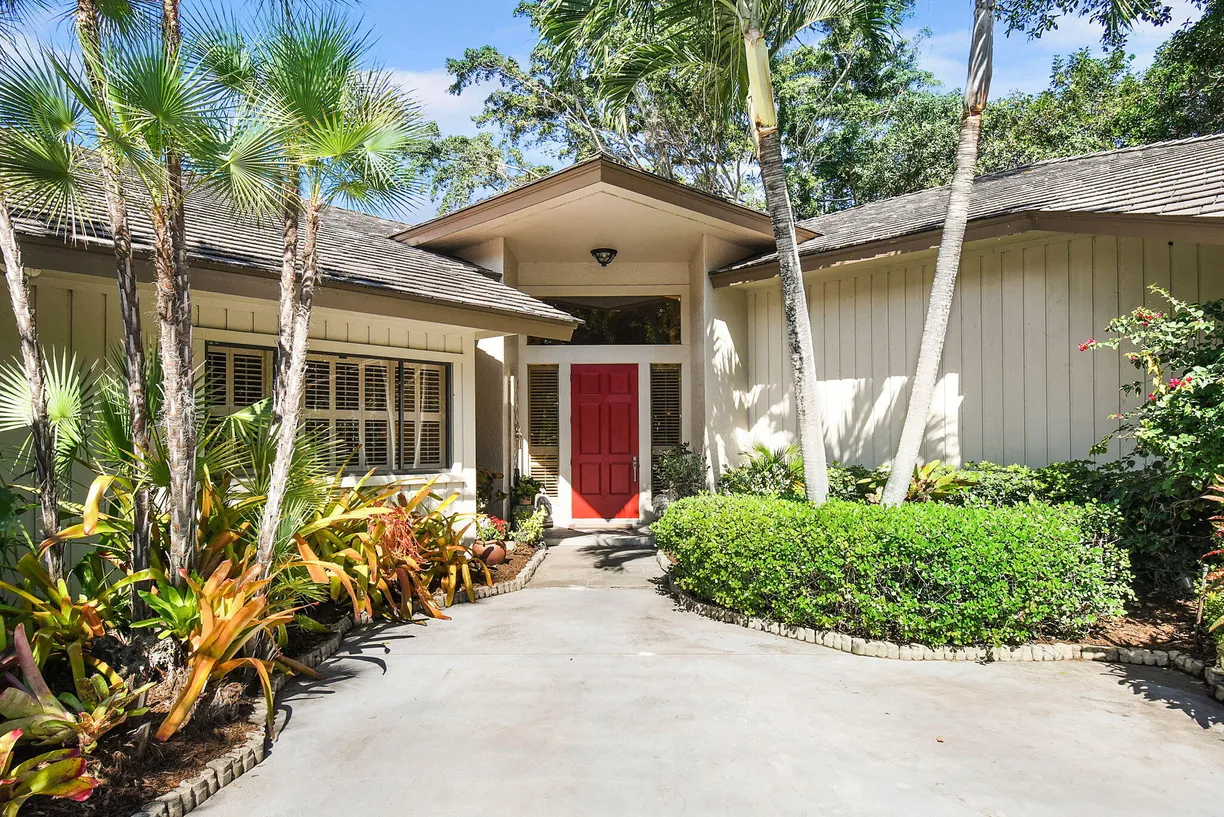 South Florida Real Estate | View 5711 SE Winged Foot Drive | Listing