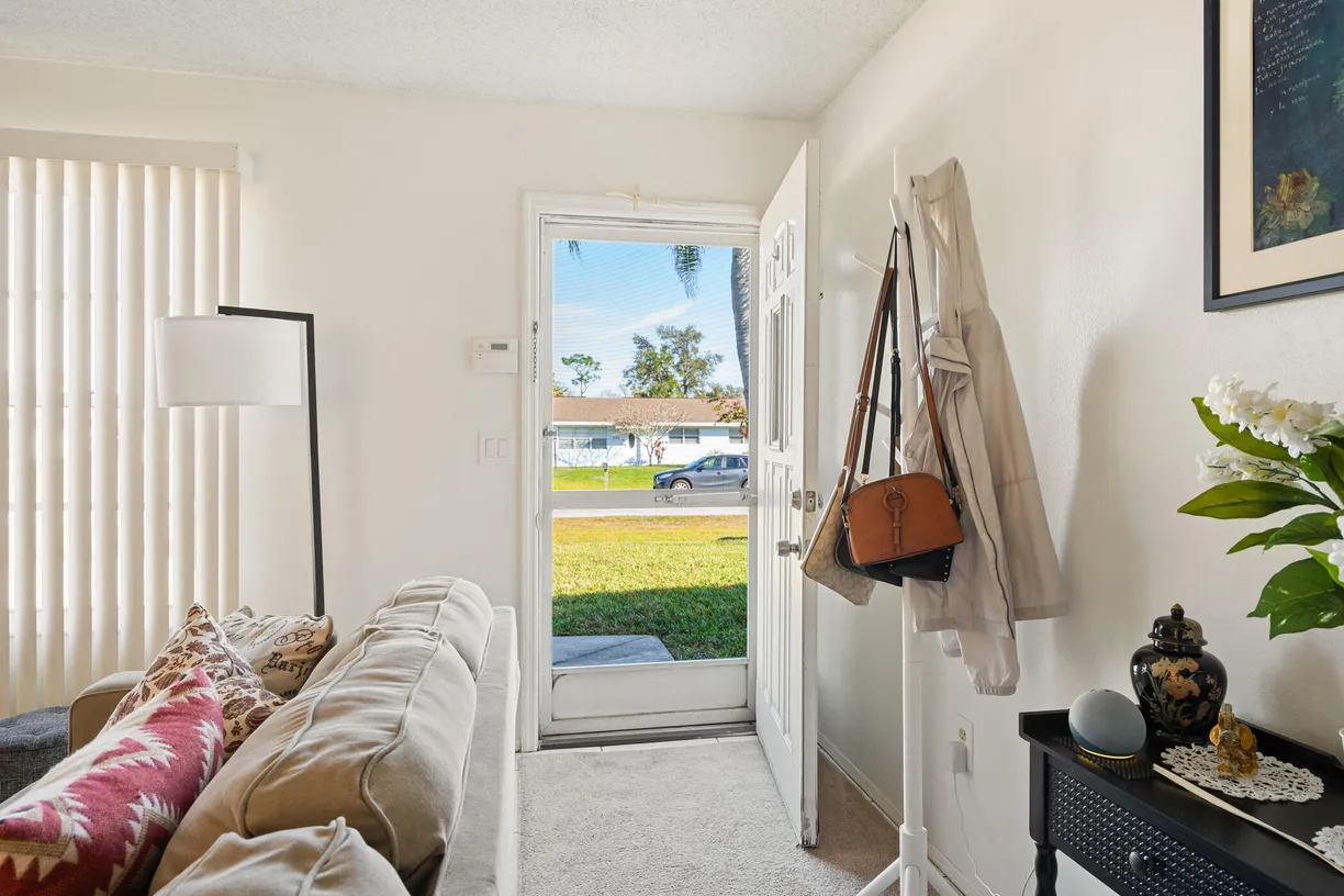 South Florida Real Estate | View 955 Dolphin Avenue | Listing