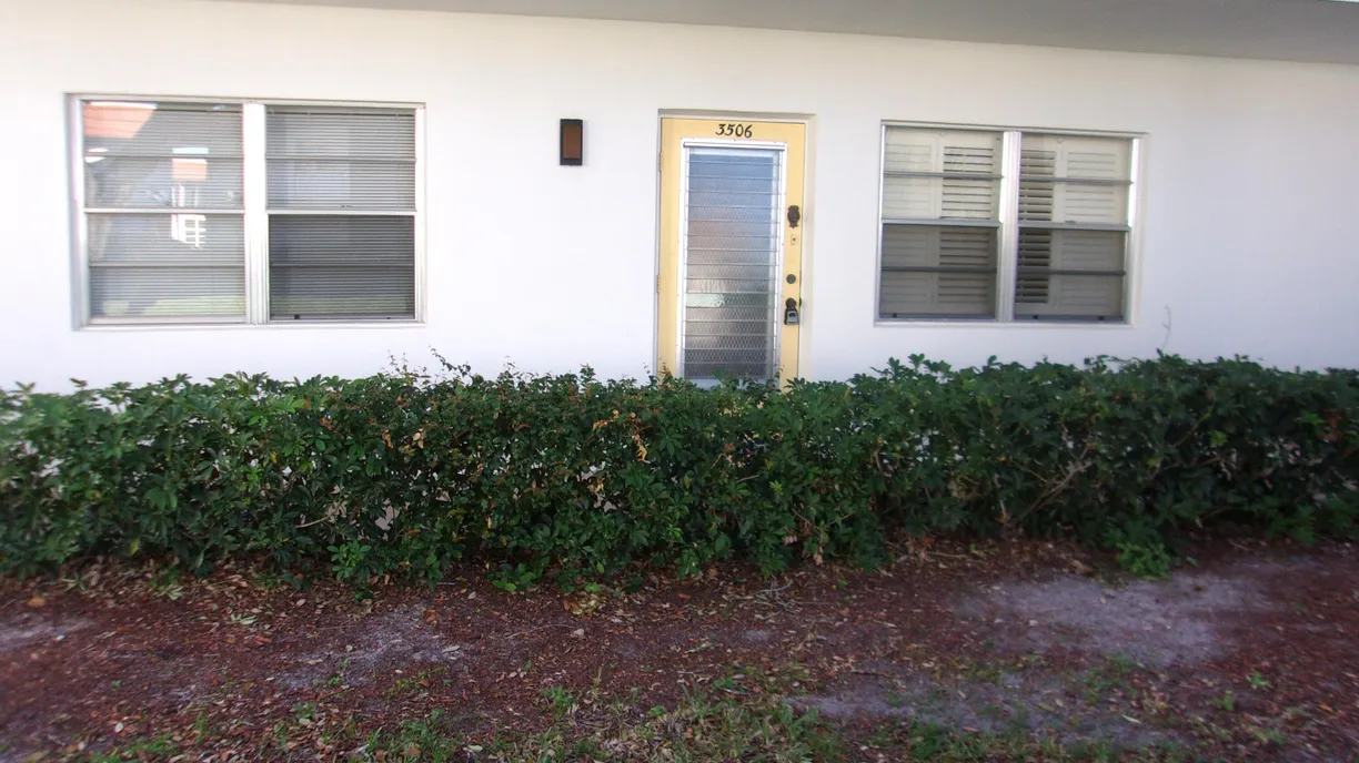 South Florida Real Estate | View 1225 NW 21st Street, 3506 | 2 Beds, 2 Baths