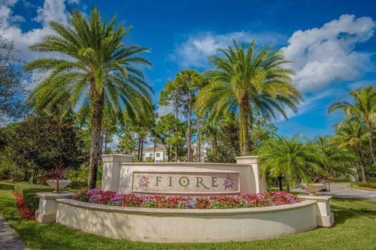 South Florida Real Estate | View 1212 Myrtlewood Circle | Listing