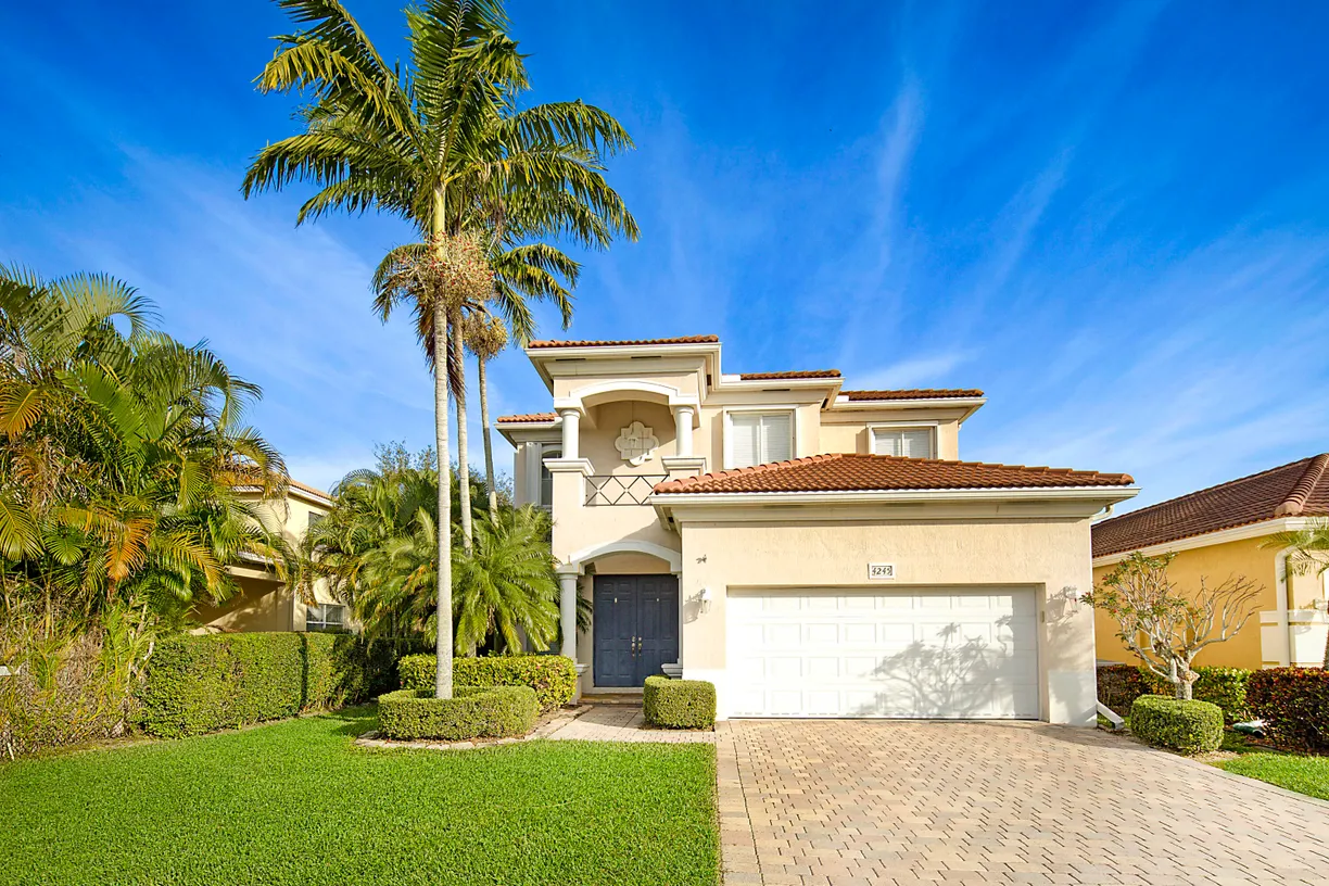 South Florida Real Estate | View 4245 Key Lime Boulevard | 4 Beds, 2 Baths