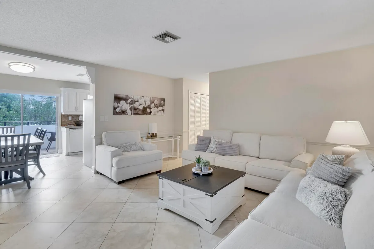 South Florida Real Estate | View 222 SW 1st Street, H-7 | Listing