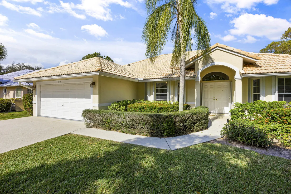 South Florida Real Estate | View 1040 Egret Circle Circle | Listing