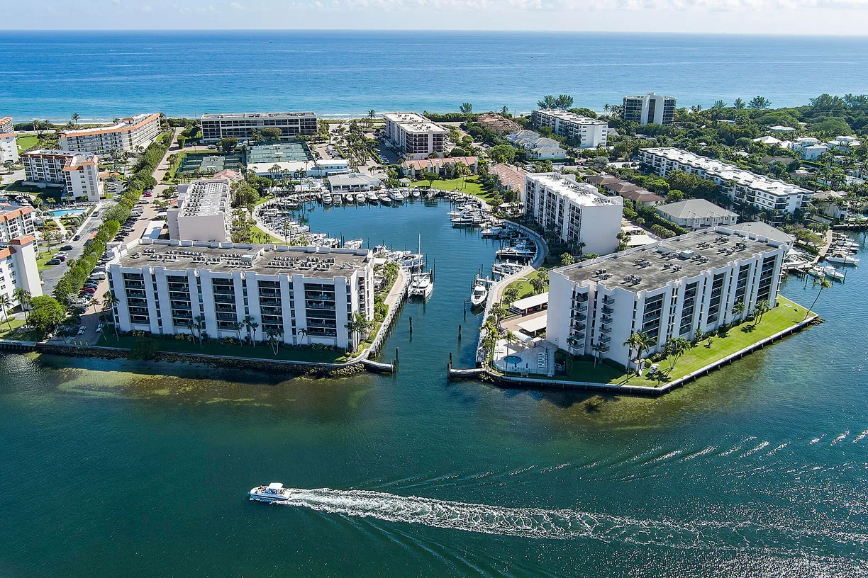 South Florida Real Estate | View 2687 N Ocean Boulevard, 603-G | 2 Beds, 2 Baths