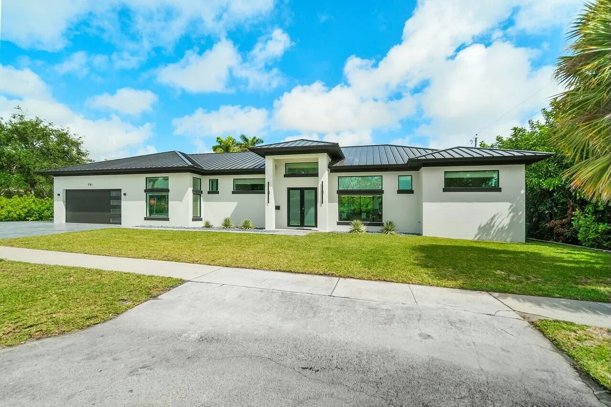 South Florida Real Estate | View 751 Pelican Way | Listing