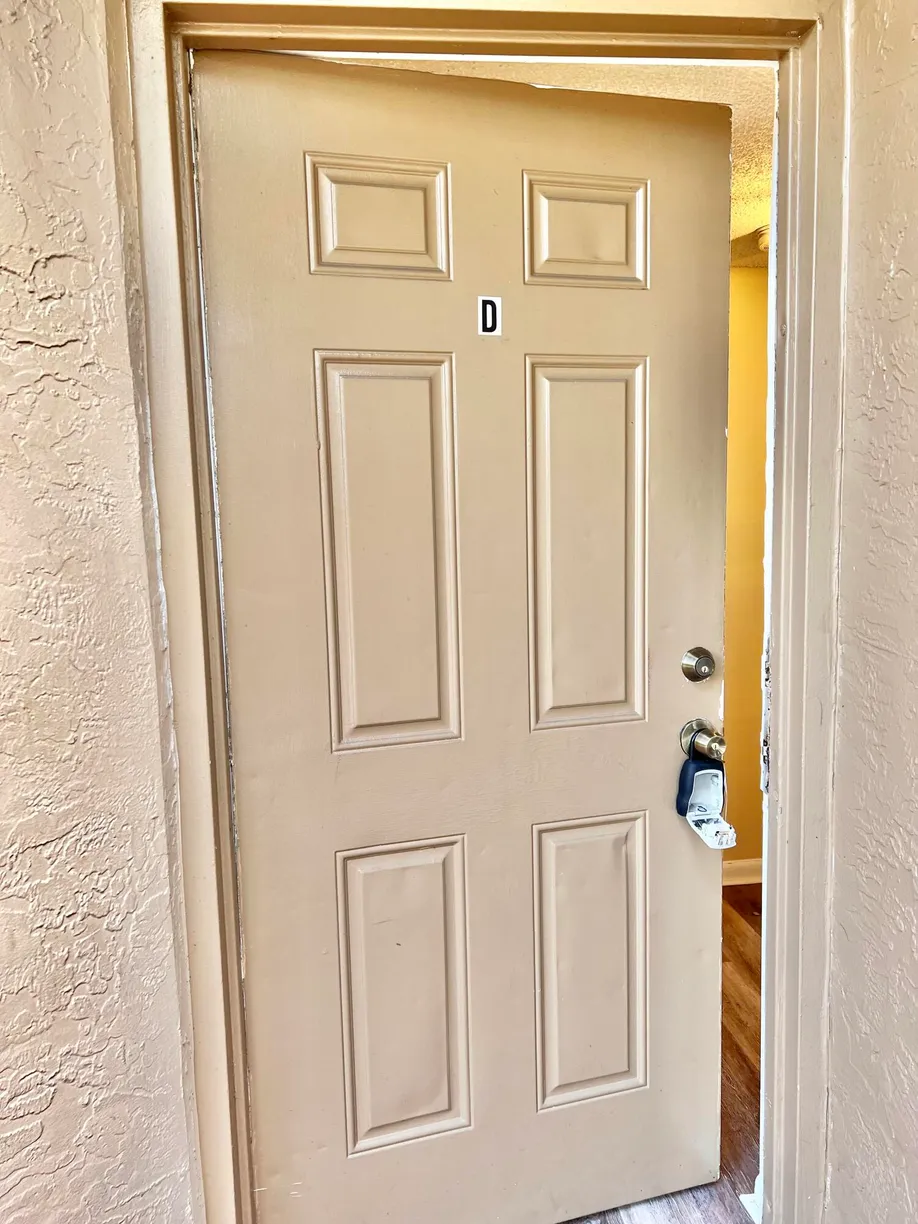 South Florida Real Estate | View 960 Lake Victoria Drive, D | 3 Beds, 2 Baths