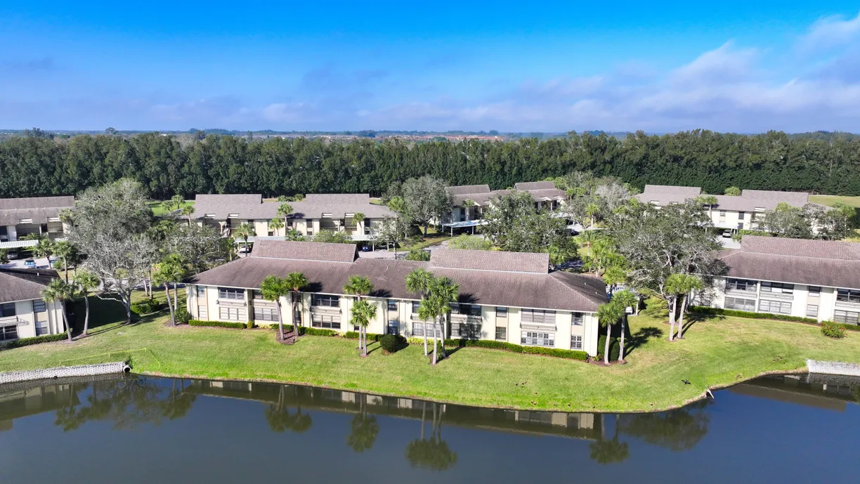 South Florida Real Estate | View 11 Plantation Drive, 201 | Listing
