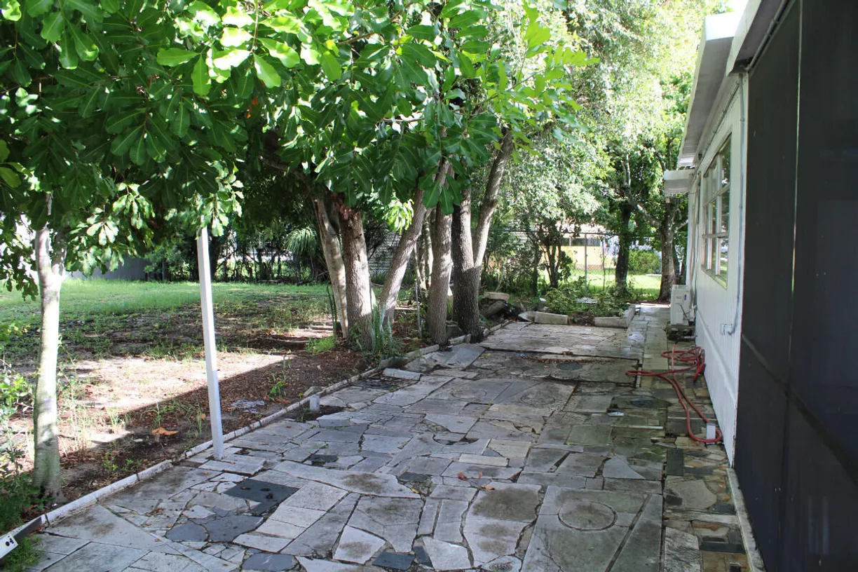 South Florida Real Estate | View 4165 88th Court | Listing