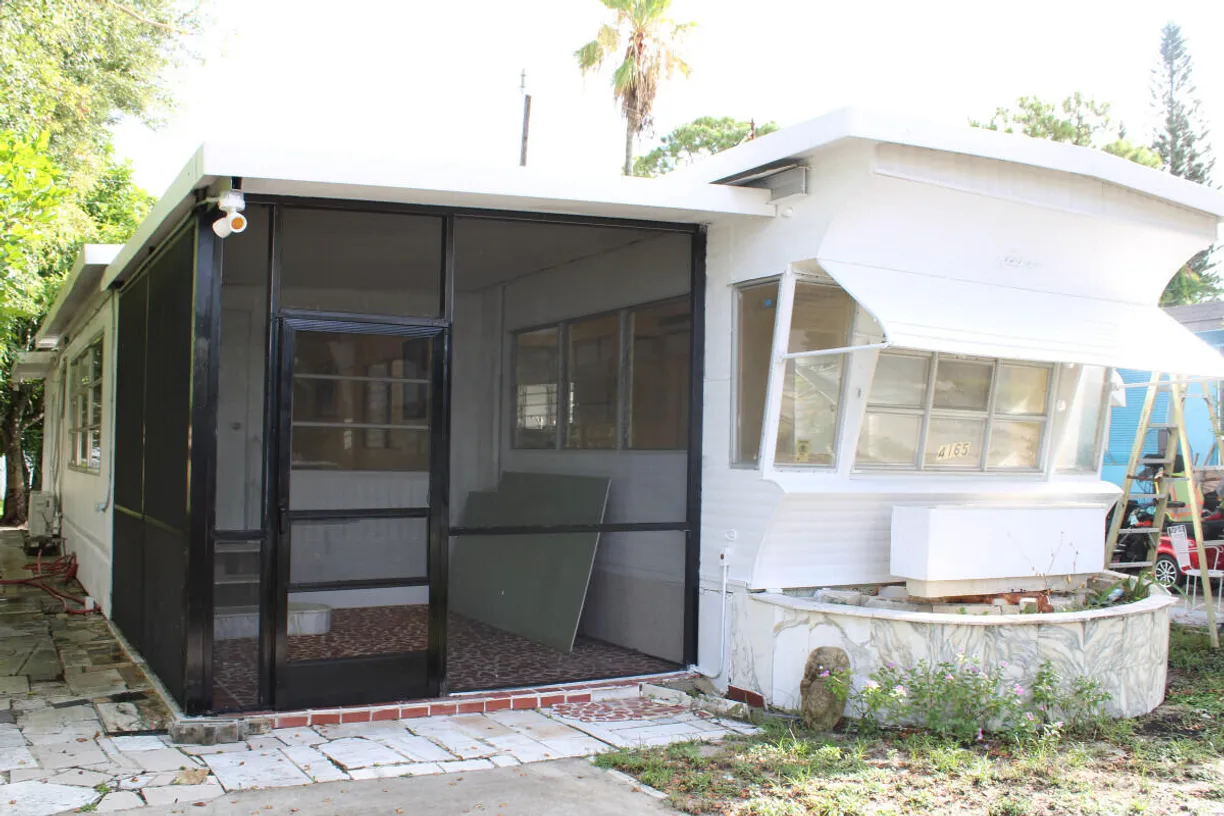 South Florida Real Estate | View 4165 88th Court | 1 Bed, 1 Bath