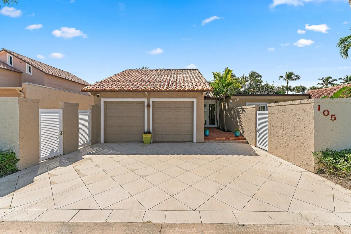 South Florida Real Estate | View 105 Rainbow Fish Circle | Listing