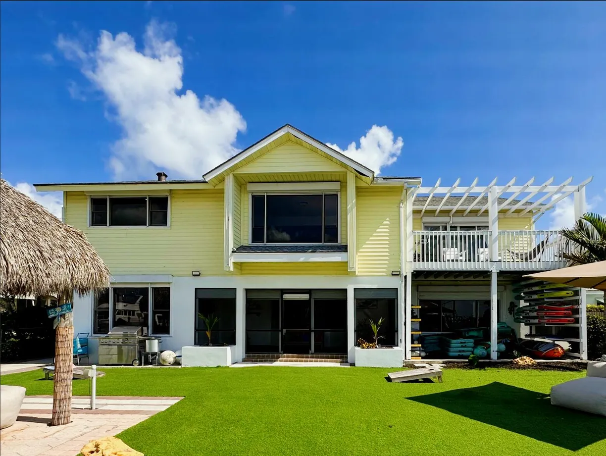 South Florida Real Estate | View  | 4 Beds, 3 Baths