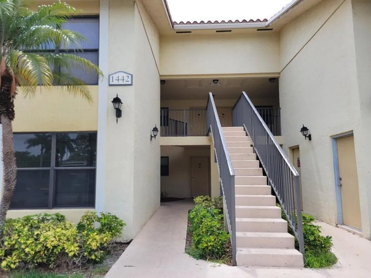 South Florida Real Estate | View 1442 Lake Crystal Drive, E | 2 Beds, 2 Baths