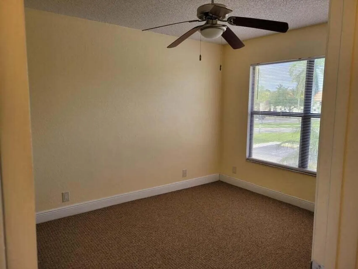 South Florida Real Estate | View 1442 Lake Crystal Drive, E | Listing