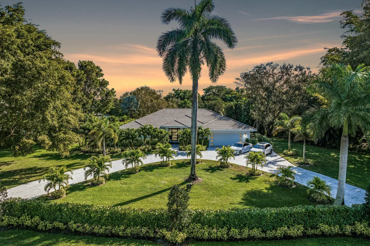 South Florida Real Estate | View 15240 Tall Oak Avenue | 3 Beds, 3 Baths