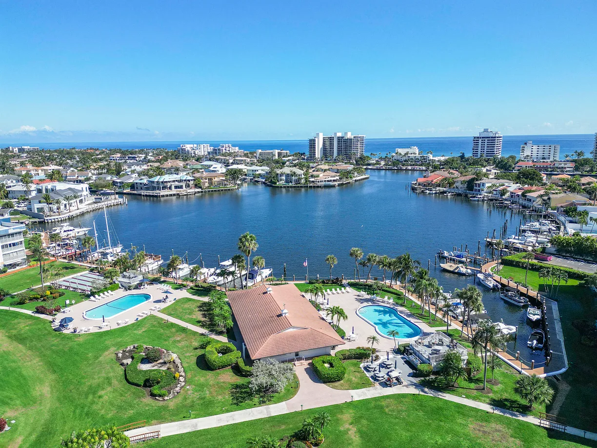 South Florida Real Estate | View 921 Spanish Circle, 232 -E | 2 Beds, 2 Baths