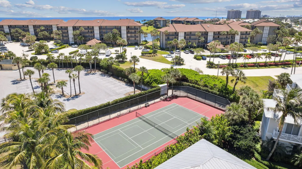 South Florida Real Estate | View 401 S Seas Drive, 106 | Listing