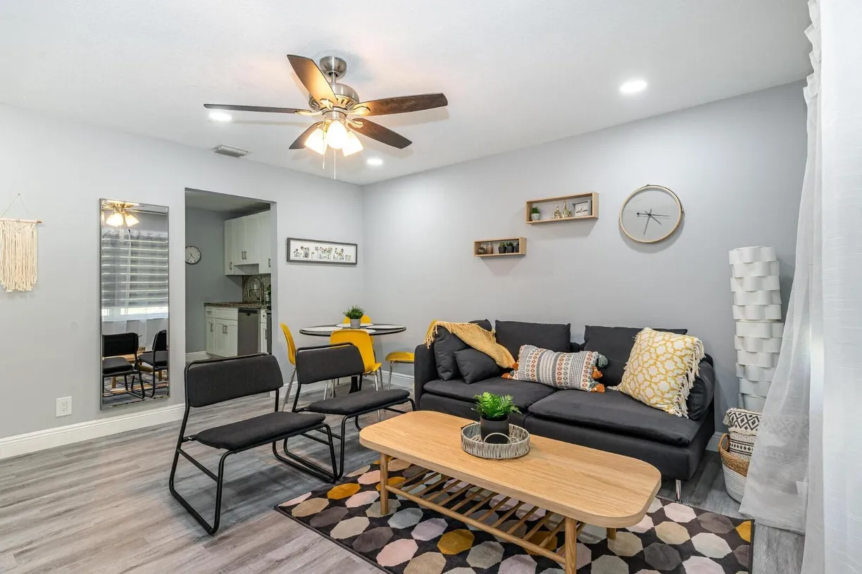 South Florida Real Estate | View 1051 SW 32 Court, 1 | 2 Beds, 1 Bath
