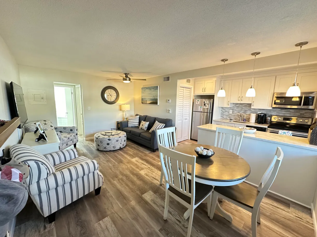 South Florida Real Estate | View 5505 N Ocean Boulevard, 4-104 | 1 Bed, 1 Bath