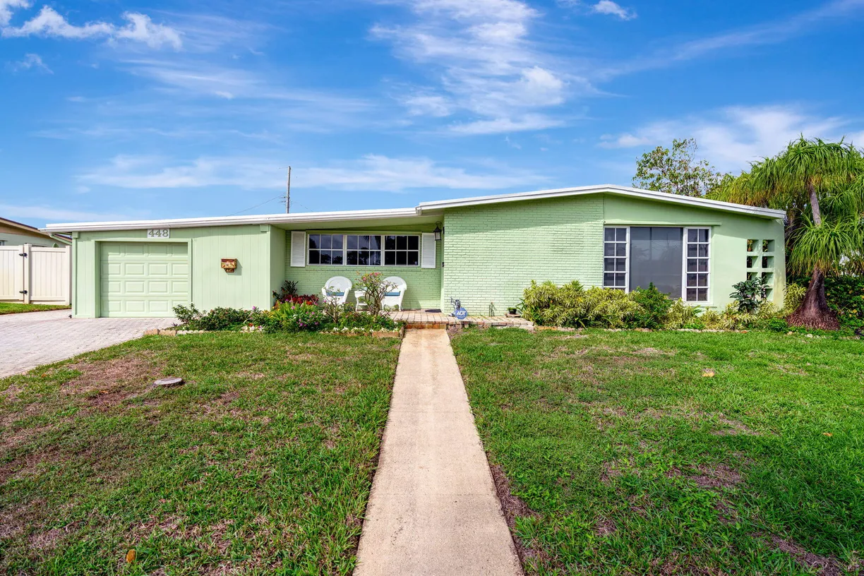 South Florida Real Estate | View 448 Gull Court | 3 Beds, 2 Baths