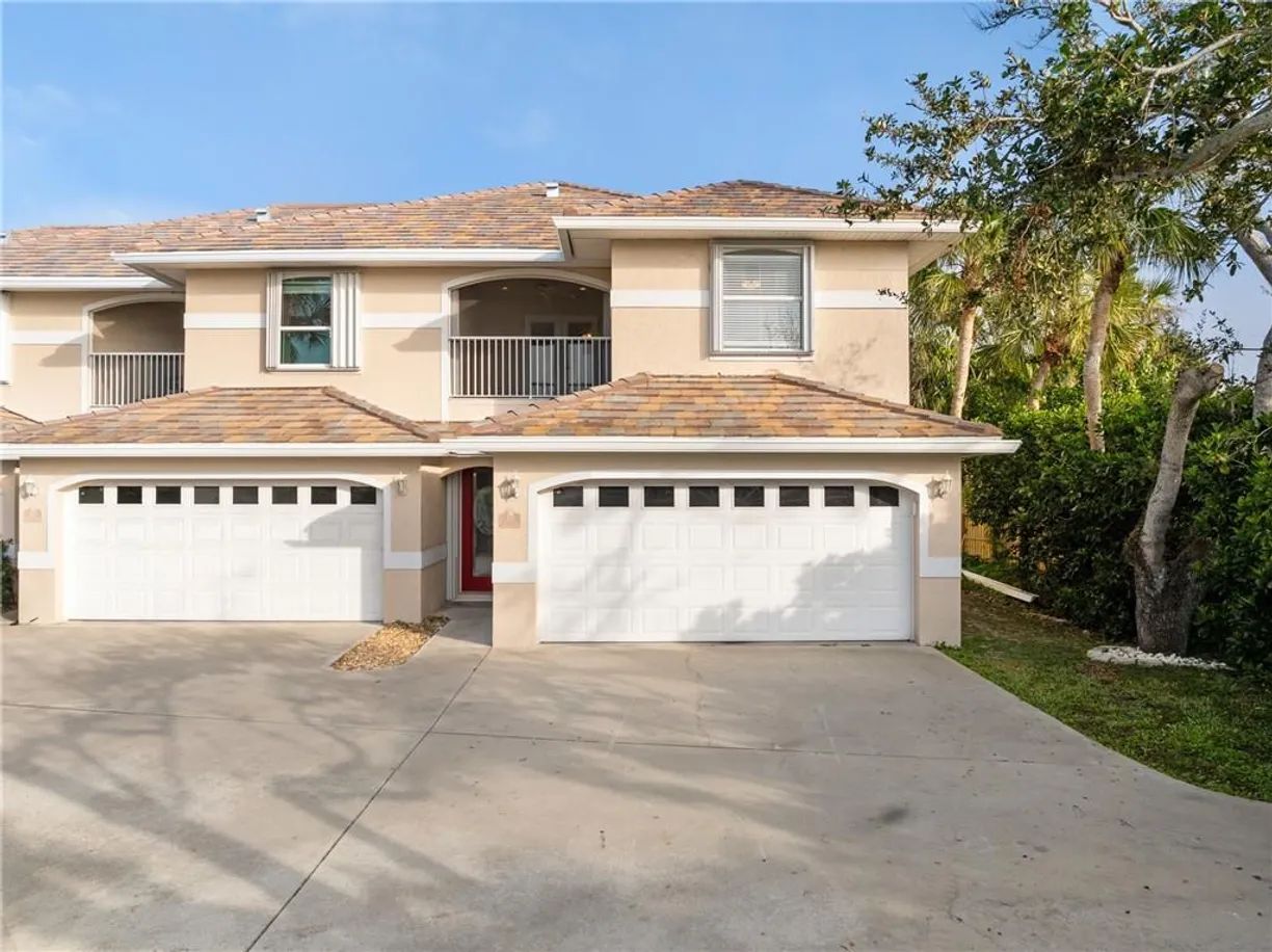 South Florida Real Estate | View 915 Bahia Mar Road | Listing