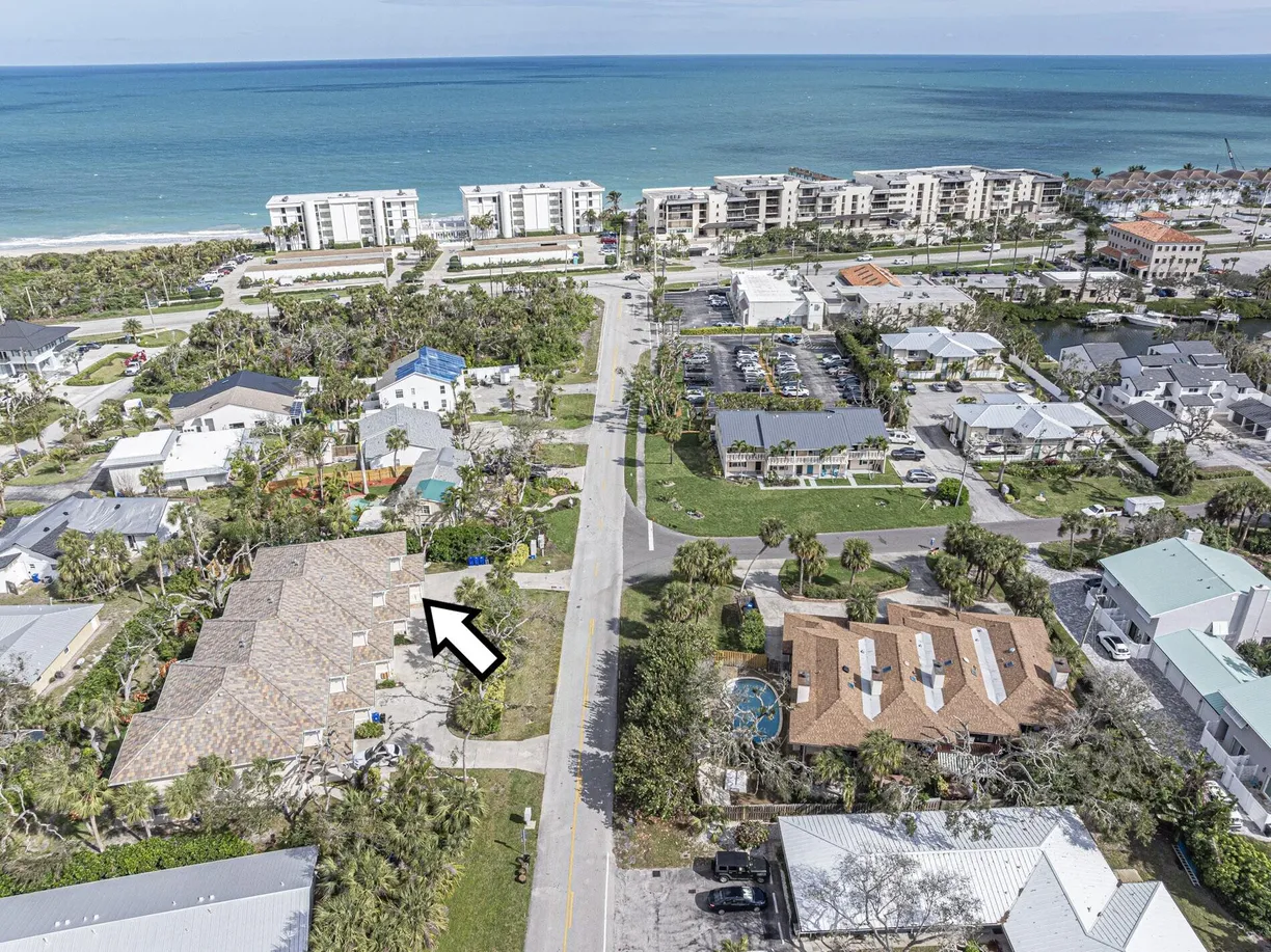 South Florida Real Estate | View 915 Bahia Mar Road | 3 Beds, 2 Baths