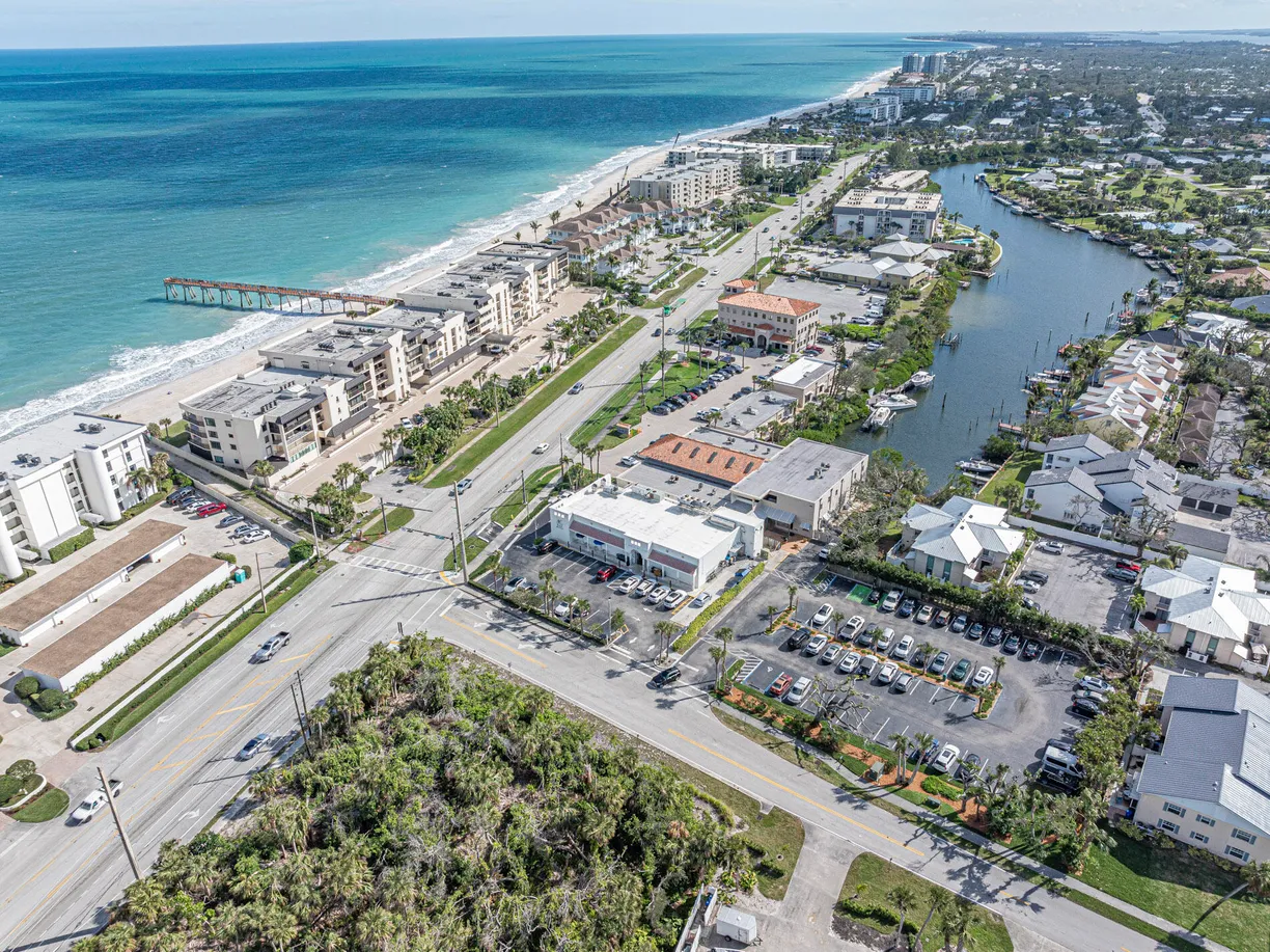 South Florida Real Estate | View 915 Bahia Mar Road | Listing