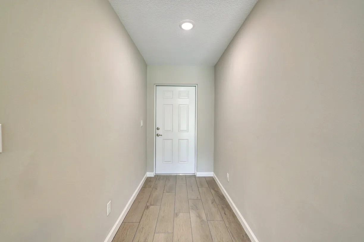 South Florida Real Estate | View 1198 SW Bellevue Avenue | Listing