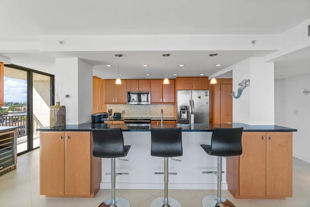 South Florida Real Estate | View 3912 S Ocean Boulevard, 1010 | Listing