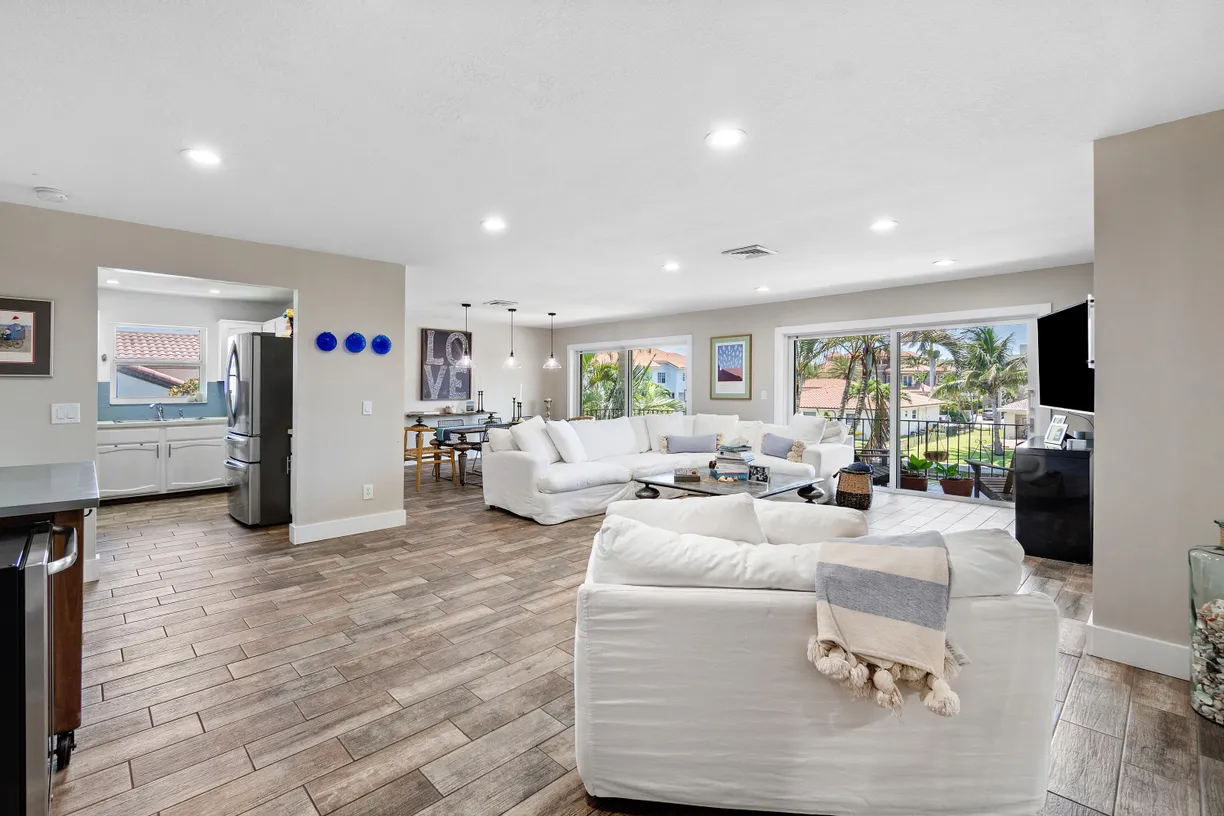 South Florida Real Estate | View 4316 S Ocean Boulevard, 2s | Listing