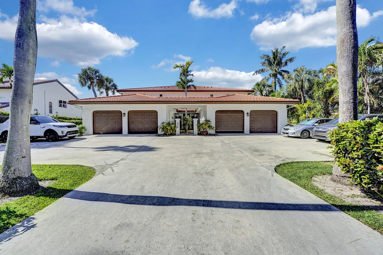 South Florida Real Estate | View 4316 S Ocean Boulevard, 2s | 2 Beds, 2 Baths