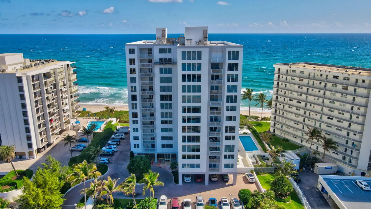 South Florida Real Estate | View 3015 S Ocean Boulevard, 1c | 3 Beds, 2 Baths