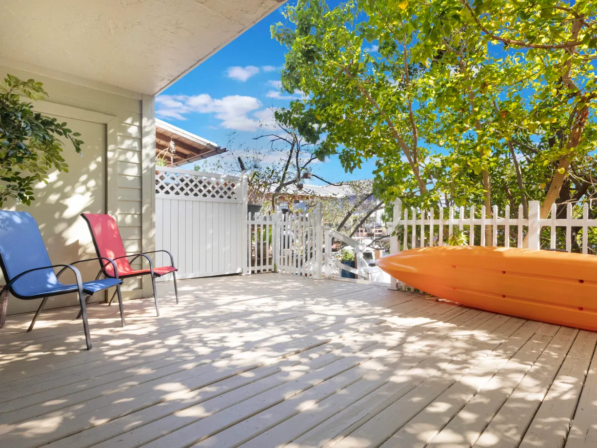 South Florida Real Estate | View 662 Mariners Way | Listing