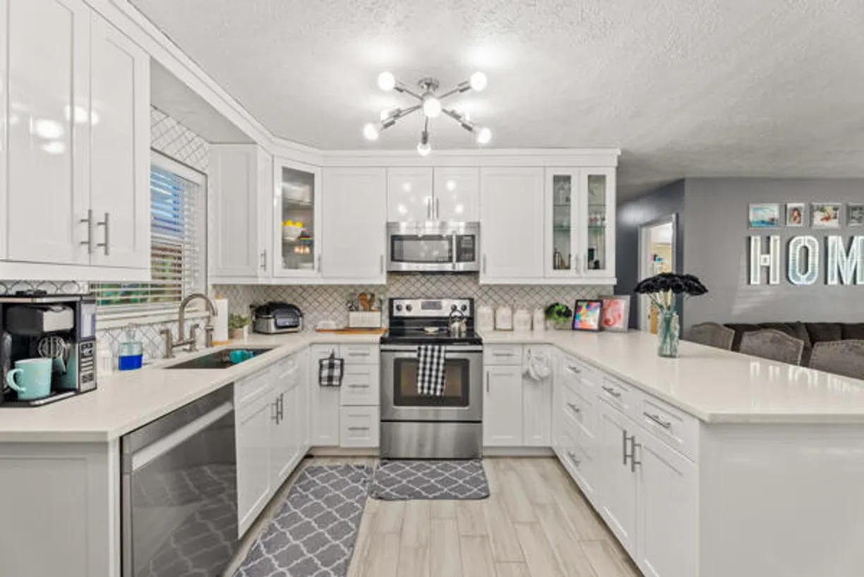 South Florida Real Estate | View 5865 SE Rosemont Avenue | Listing