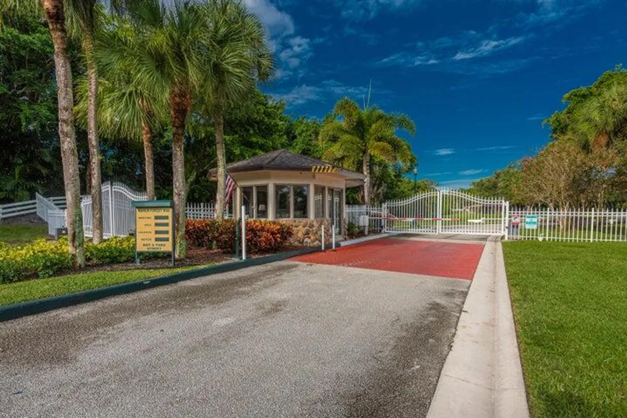 South Florida Real Estate | View 7705 Forest Green Lane | Listing