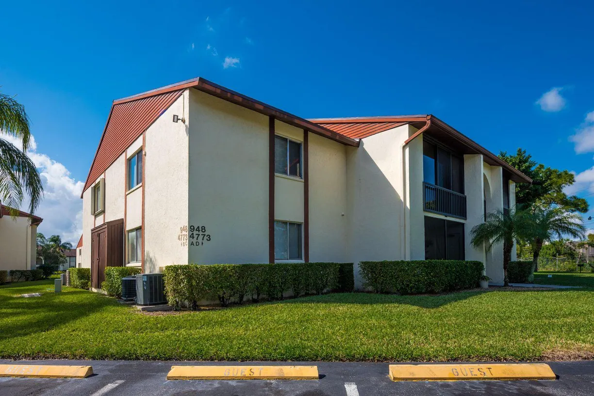 South Florida Real Estate | View 4773 Sable Pine Circle, C2 | Listing