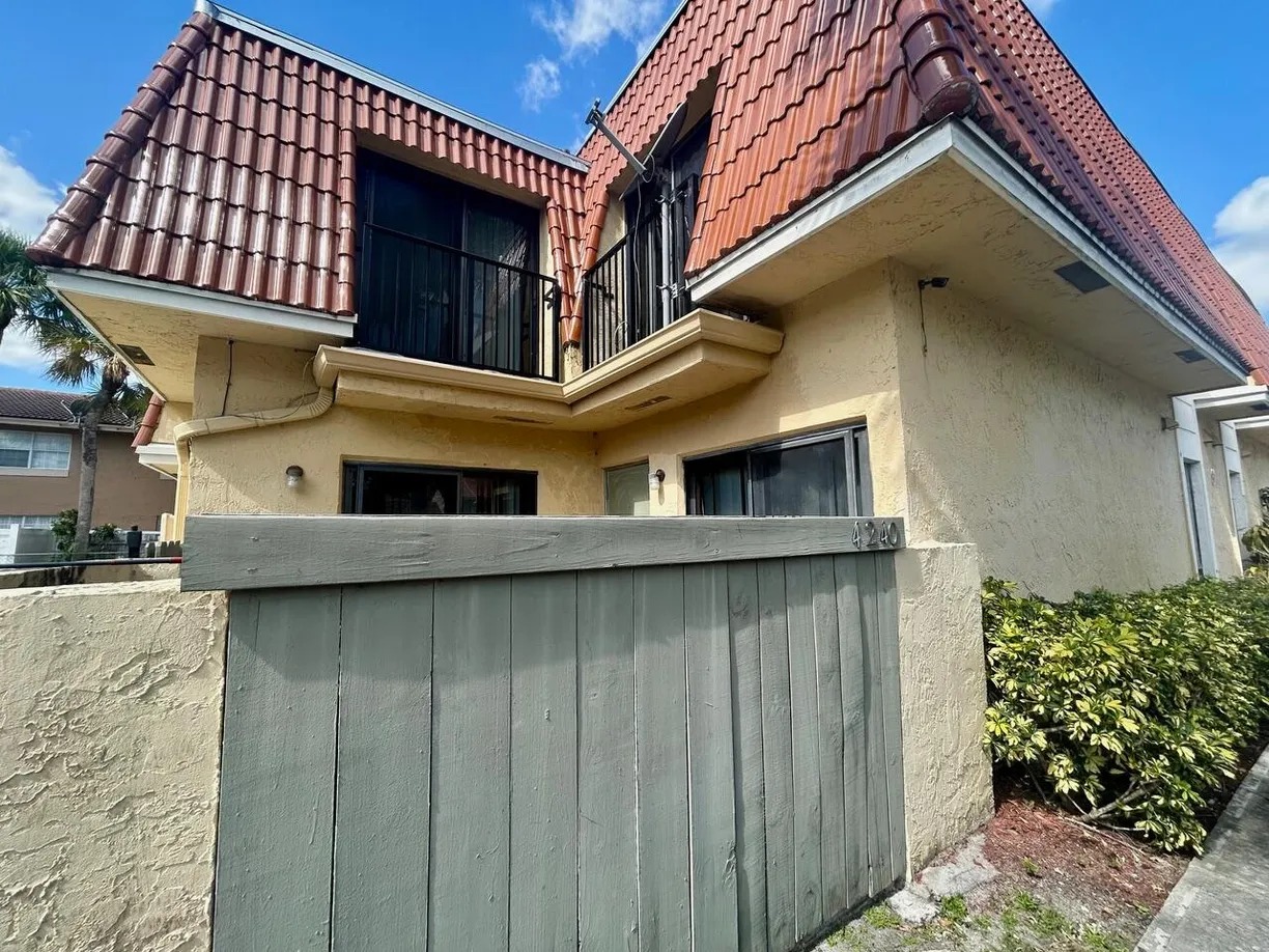 South Florida Real Estate | View 4240 NW 114th Terrace, 40 | 3 Beds, 2 Baths
