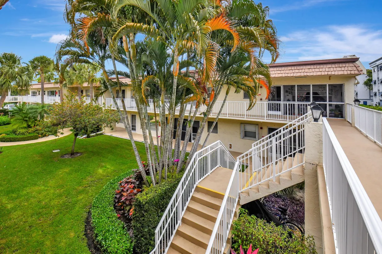 South Florida Real Estate | View 638 Snug Harbor Drive, E11 | Listing