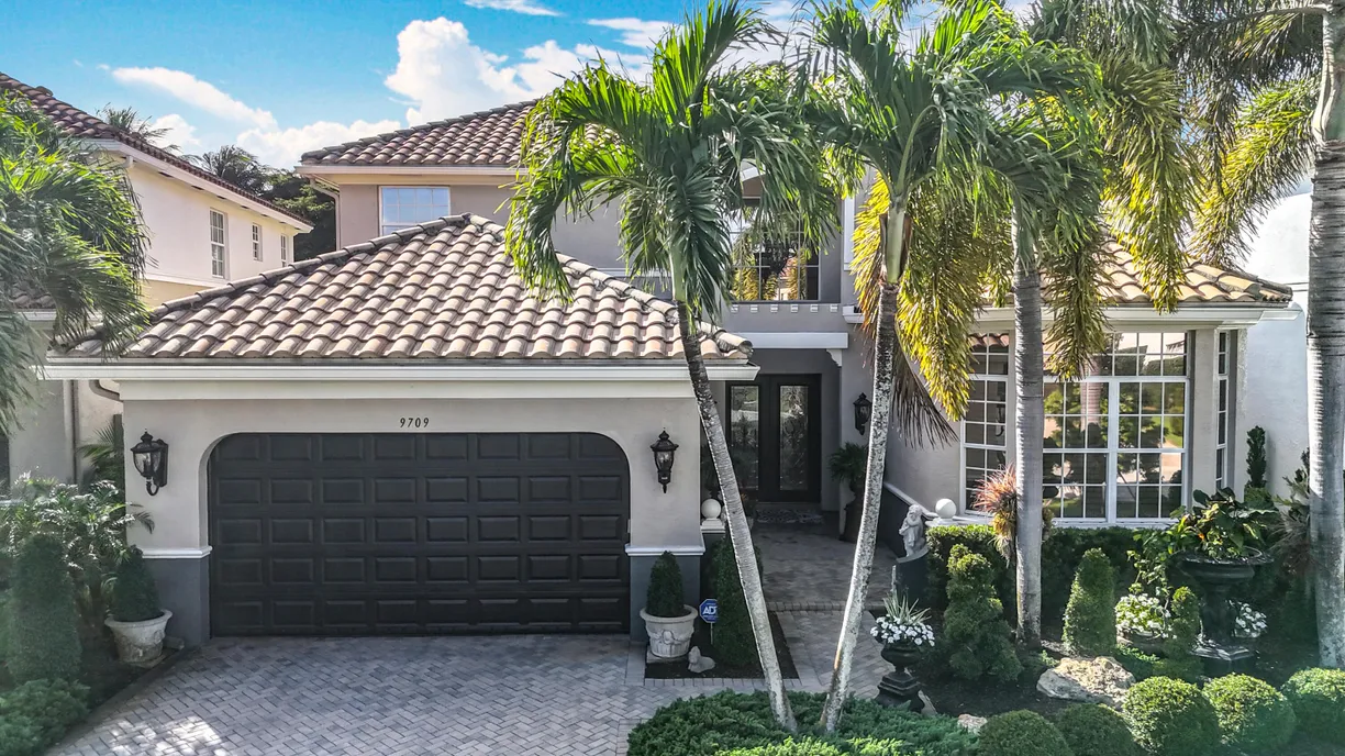 South Florida Real Estate | View 9709 Cobblestone Creek Drive | 6 Beds, 4 Baths
